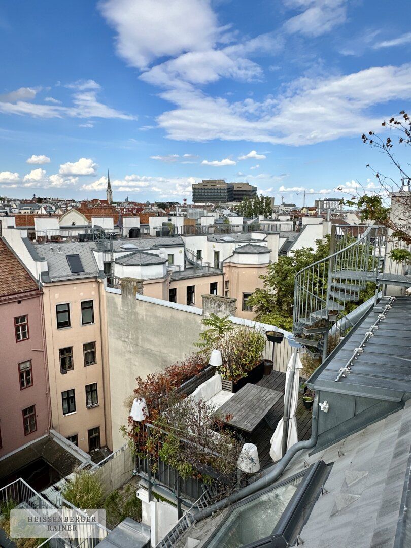 PENTHOUSE MIT TRAUMHAFTEN TERRASSEN /// TOLLER GRUNDRISS /// ALSER STRASSE, ELTERLEINPLATZ