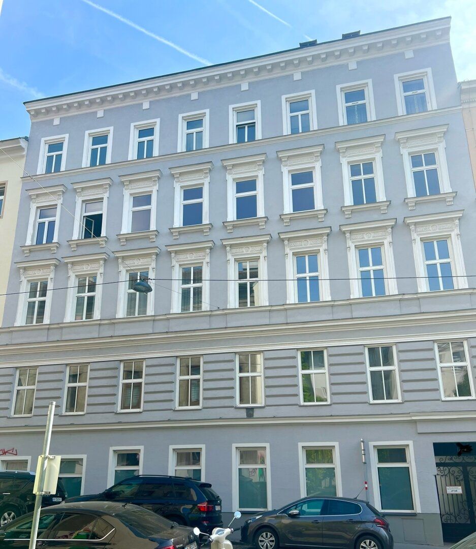 Schöne Altbauwohnung, 45m², 2 Zimmer, Einbauküche zum Kauf für 265.000 €