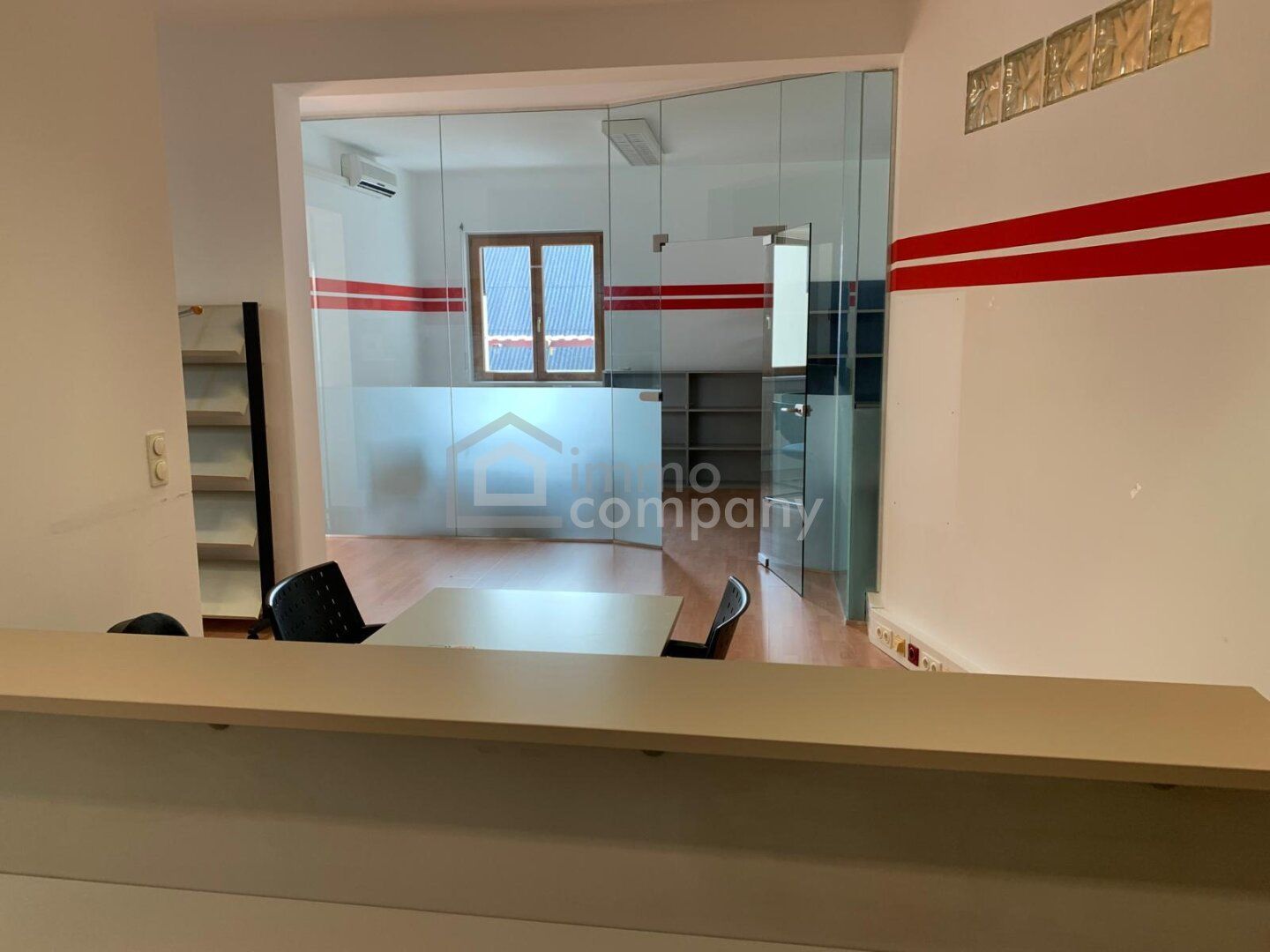 Neuwertige Büro-/Praxisfläche in Neusiedl am See - Top Lage für nur 1.562,82 €! - Ansicht 2