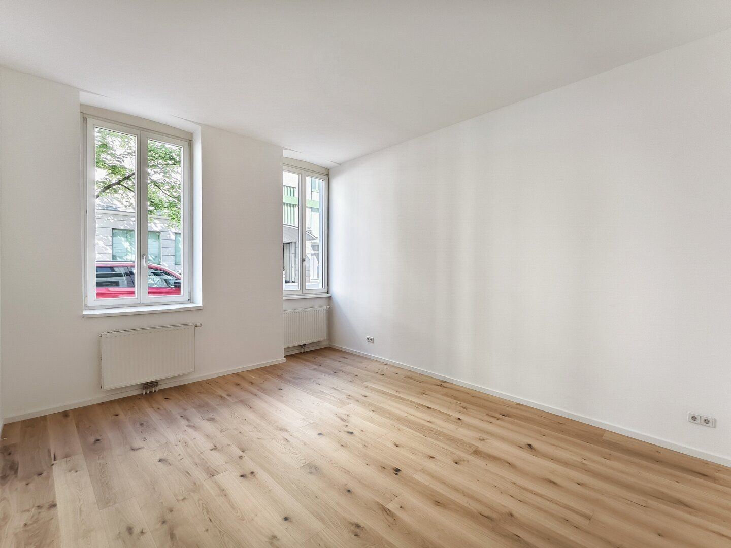 Alles im grünen Bereich! Ihr neues Zuhause mit großzügiger Terrasse und wunderbarem Garten nächst U3-Station Schweglerstraße - View 2