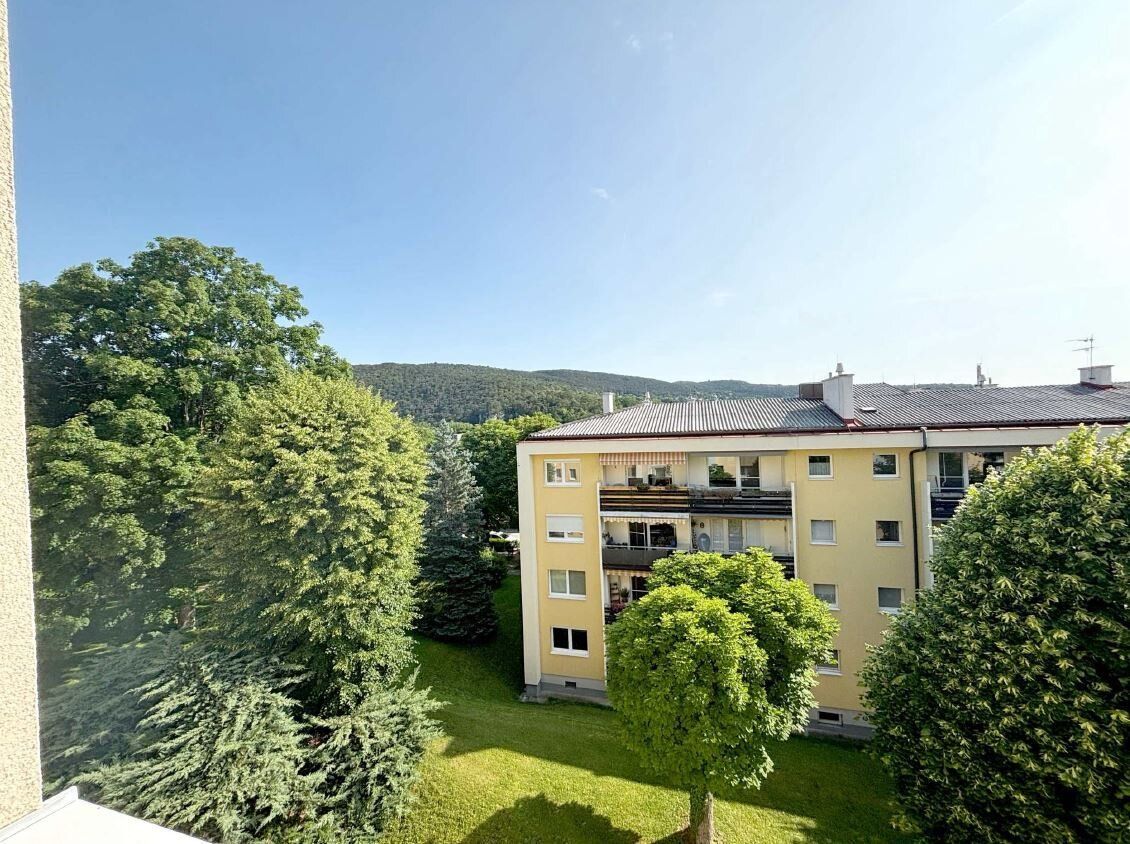 Erstbezug! Großzügige sanierte Eigentumswohnung mit Loggia!