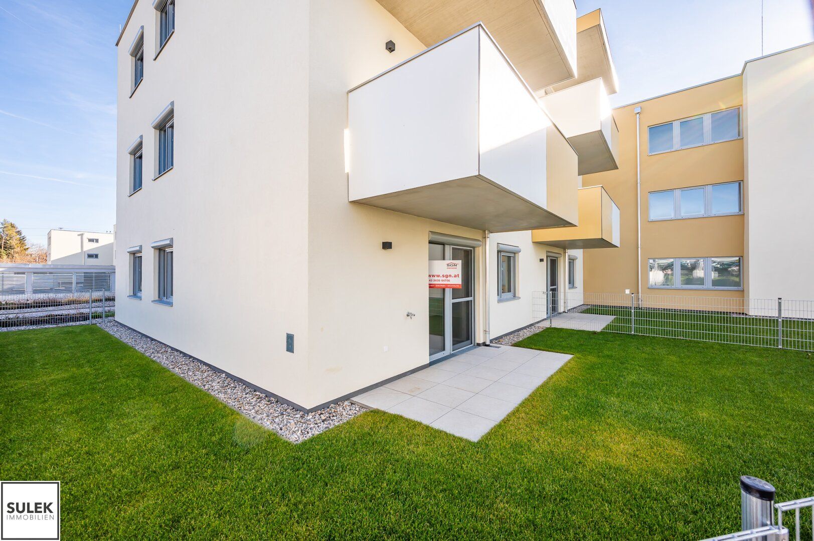 Eckwohnung mit Garten, 3 Zimmern, 2 KFZ-Stellplätzen - ideal für Familien! ERSTBEZUG im Projekt GO2EISENSTADT4LIVING!