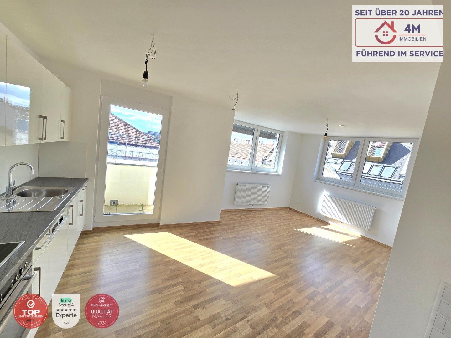 4-Zimmer DG Neubauwohnung mit Freiflächen und Weitblick auf die Gloriette in zentraler Lage/ U3 Nähe !