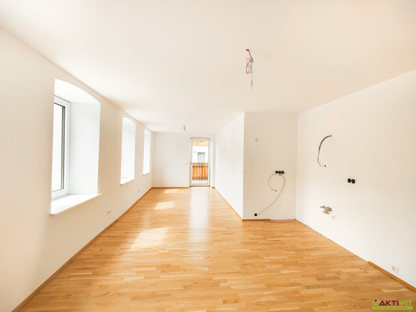 2-Zimmer-WE mit Balkon und Stellplatz! - Haupt- & Zweitwohnsitz sowie touristische Vermietung möglich.