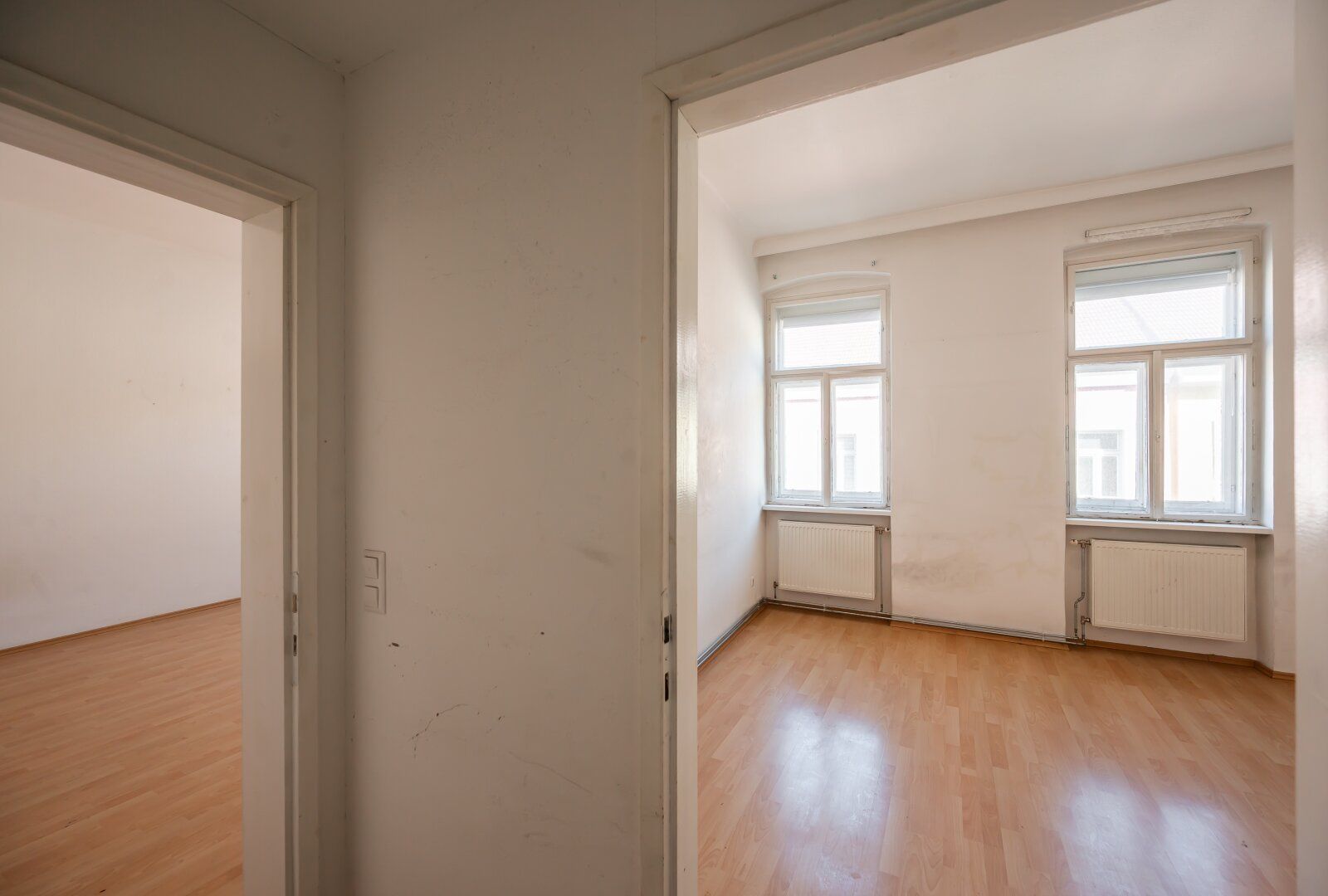 +++NEU+++ Sanierungsbedürftige 3-Zimmer Altbau-Wohnung