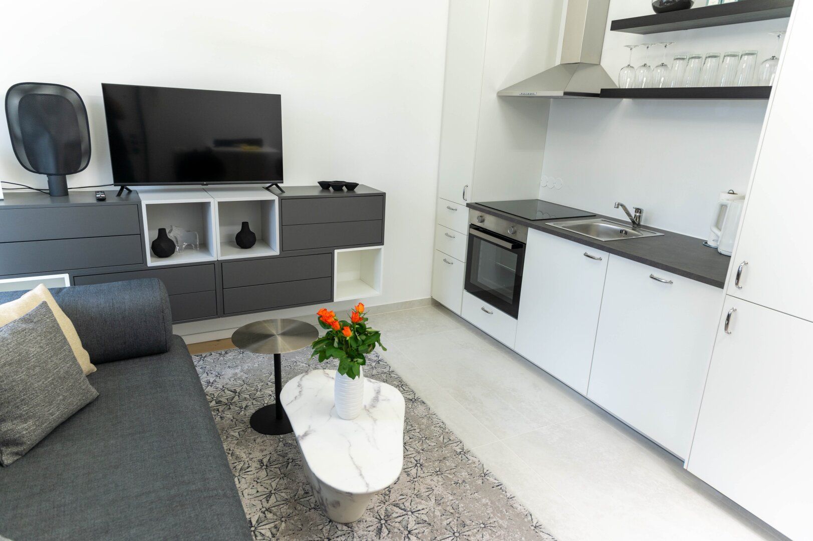 Erstbezug mit hochwertiger Ausstattung - 3-Zimmer-Wohnung in aufstrebender Lage von Simmering