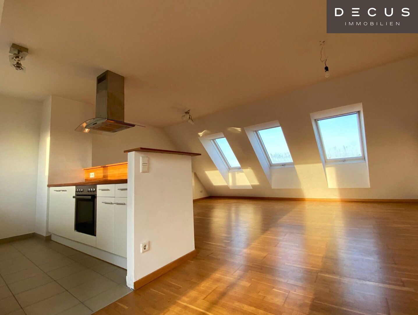 3 ZIMMER WOHNUNG | 1 MONAT GRATIS MIETEN | ROOFTOP-TERRASSE | RUNDUMBLICK | AB SOFORT