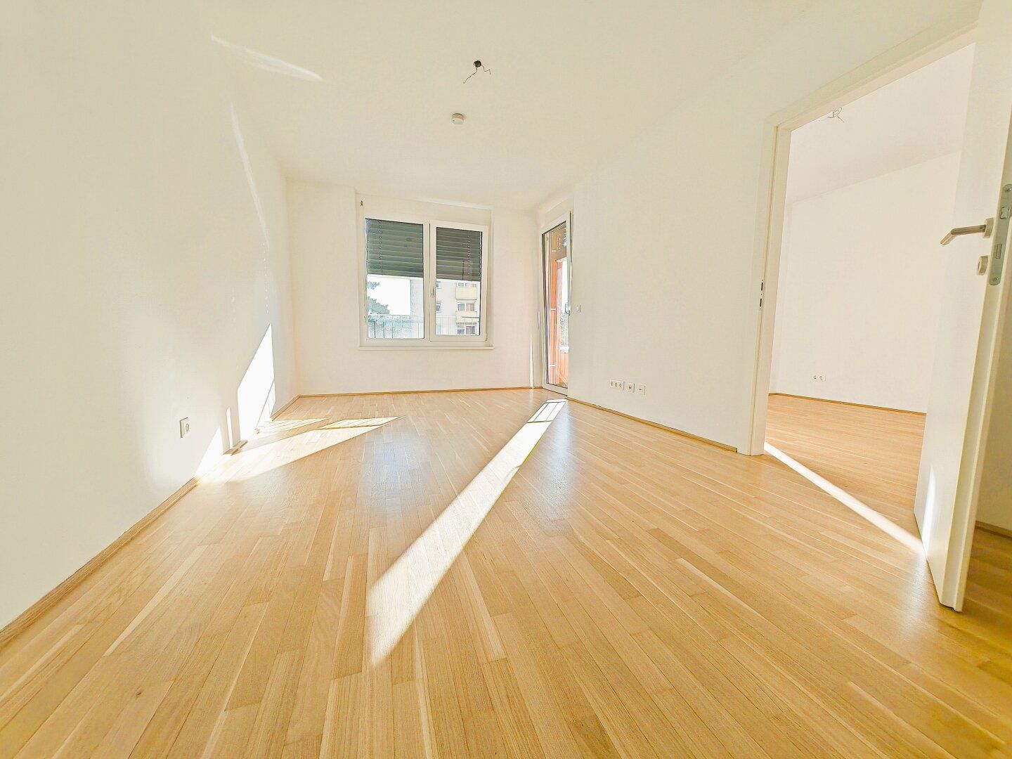 Modernes Wohngefühl: Helle 2-Zimmer-Wohnung mit Loggia - ab 01.02.2027