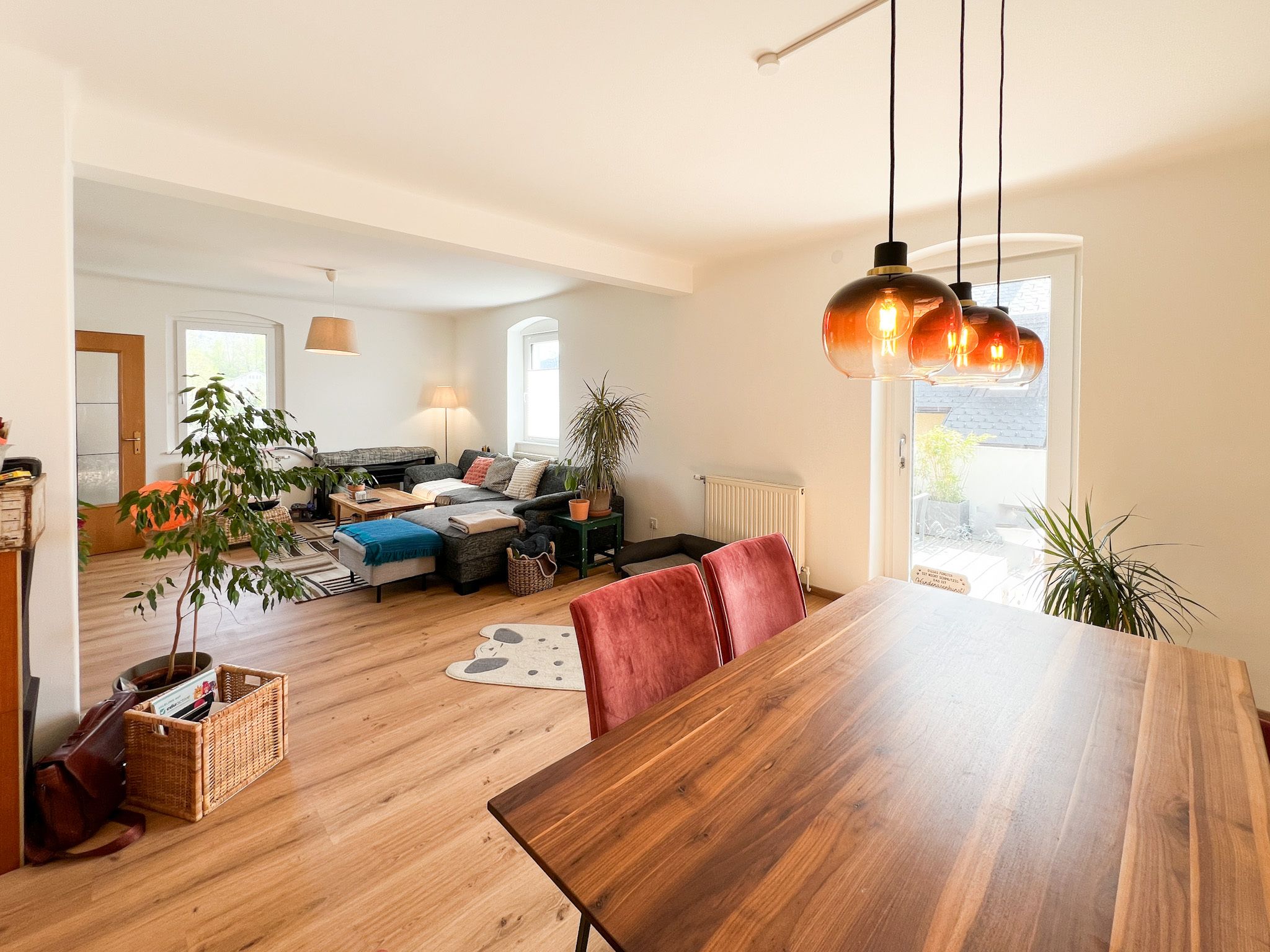 Seltene Gelegenheit in zentraler Lage: 2 verbundene Wohneinheiten mit Garten & Terrasse in Gmunden
