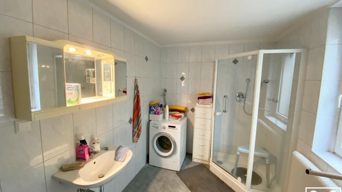 Geschäftshaus EG Bad