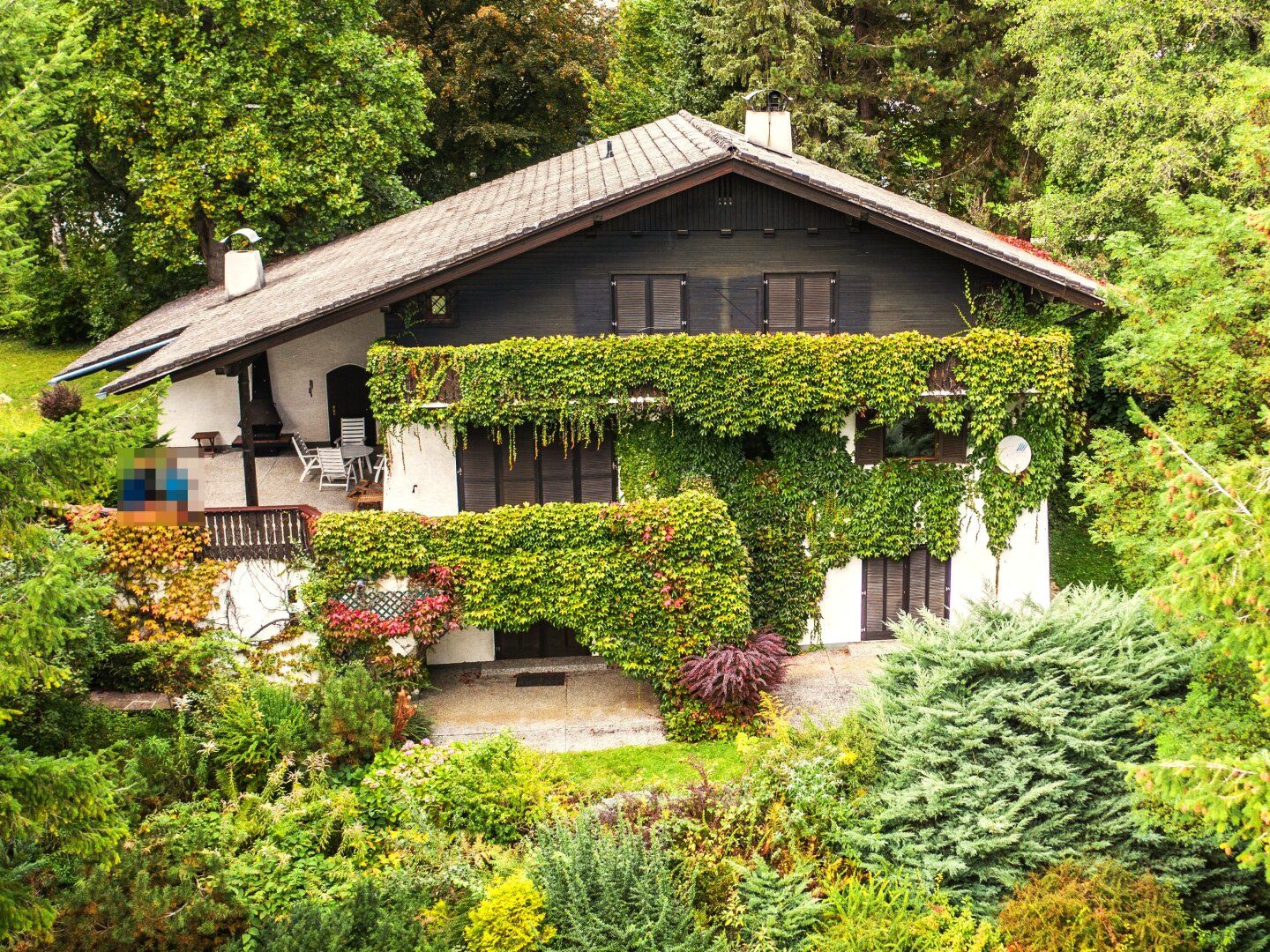 House, 326 m², land 2566 m²
