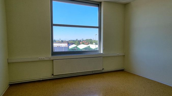 8. Büro 3
