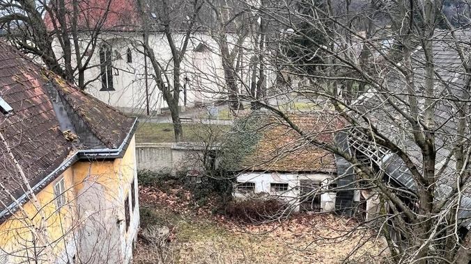 11 Aussicht_Hof_Rücksseite