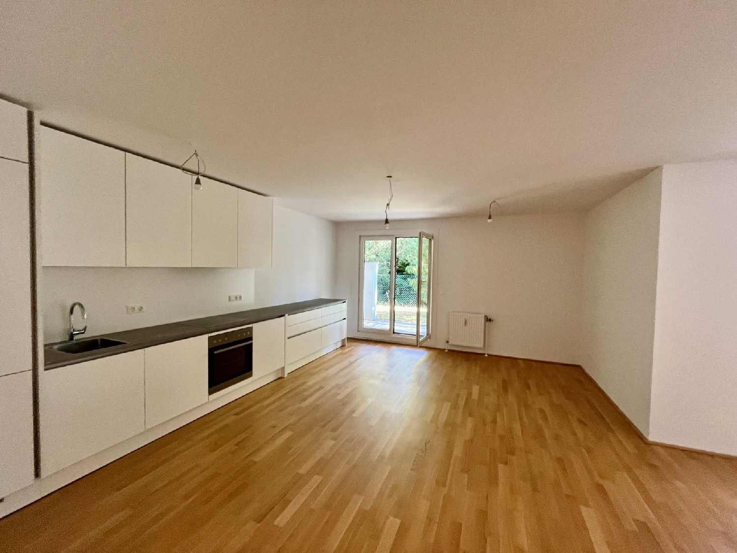 Gartenwohnung in Neustift am Walde, 4-Zimmer, hochwertige Ausstattung.