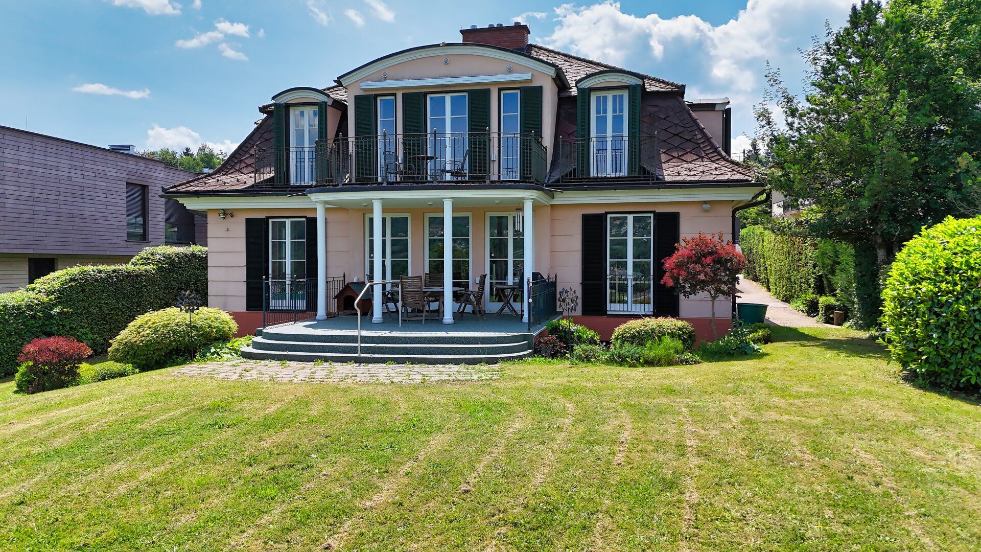 Villa in Bestlage mit Blick auf Wörthersee und Veldener Bucht