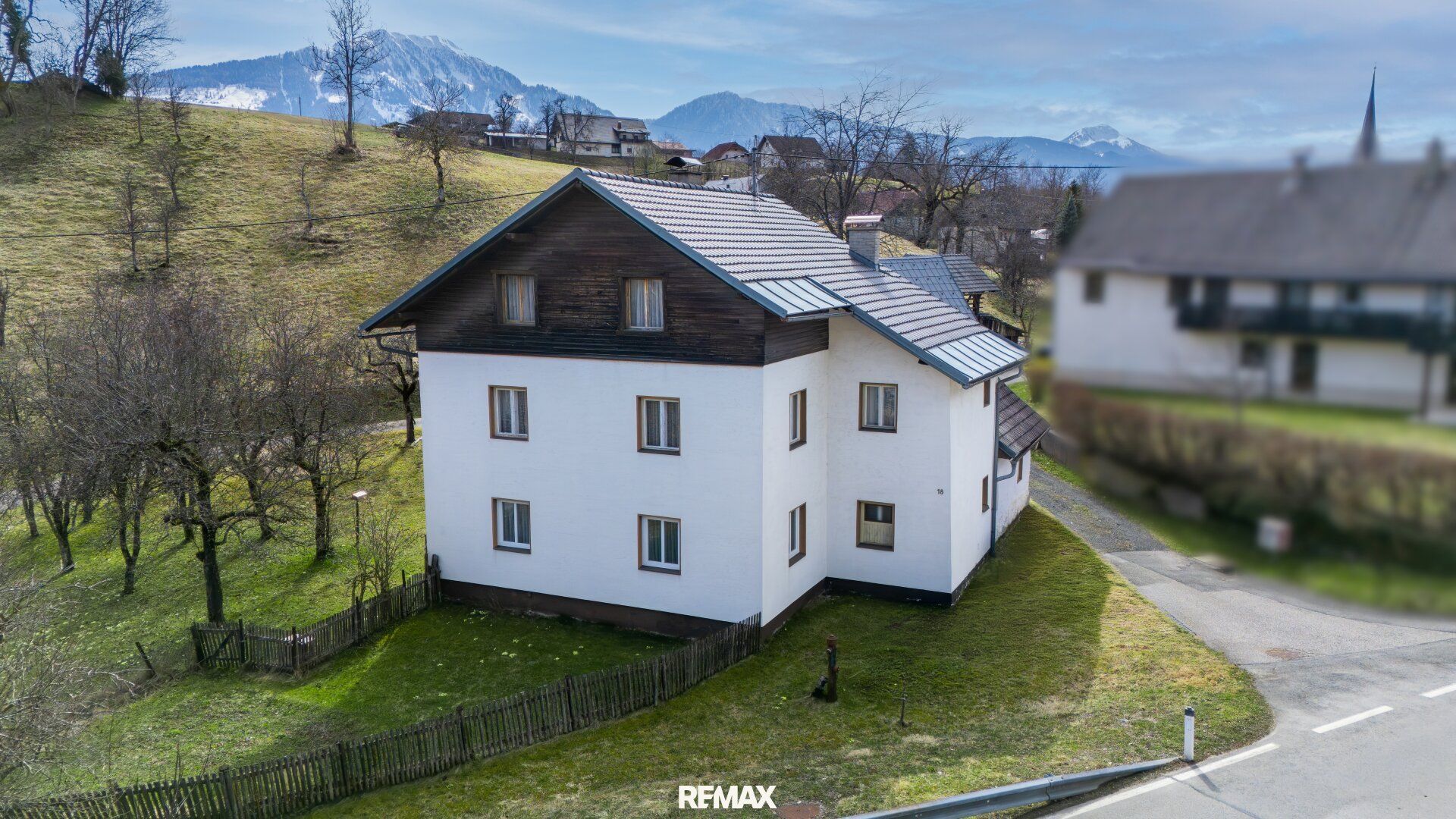Kuća, 166 m², plac 1122 m²