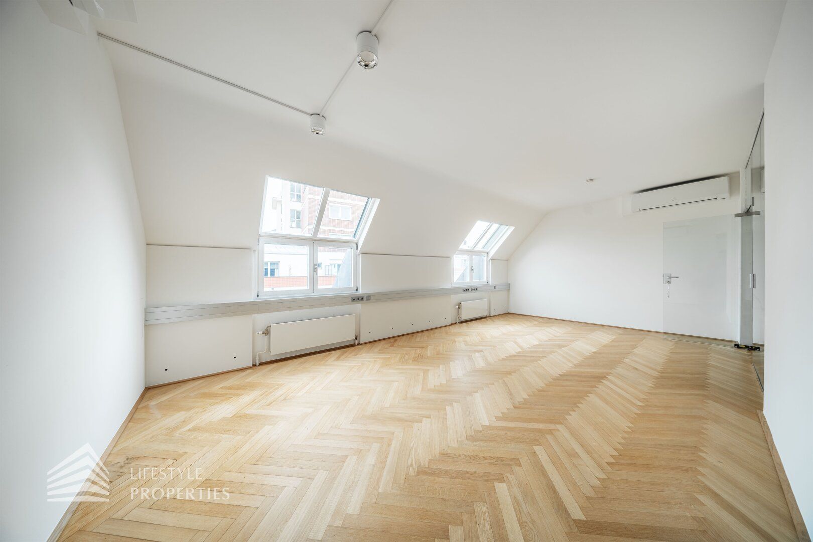 Erstbezug! Renoviertes 6-Zimmer Büro in Toplage - Ansicht 5
