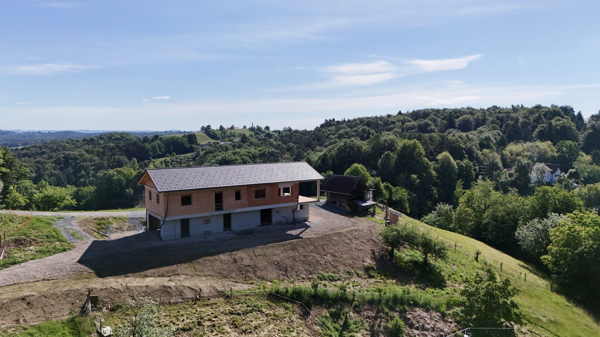 Rohbau mit Traumlage - Ruhe und Weitblick in Heimschuh