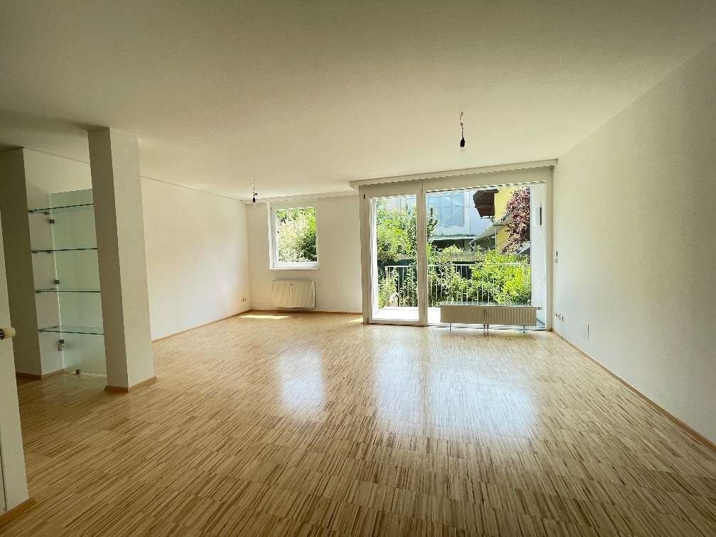 Ruhige Gartenwohnung mit Carport im Top Zustand ...!