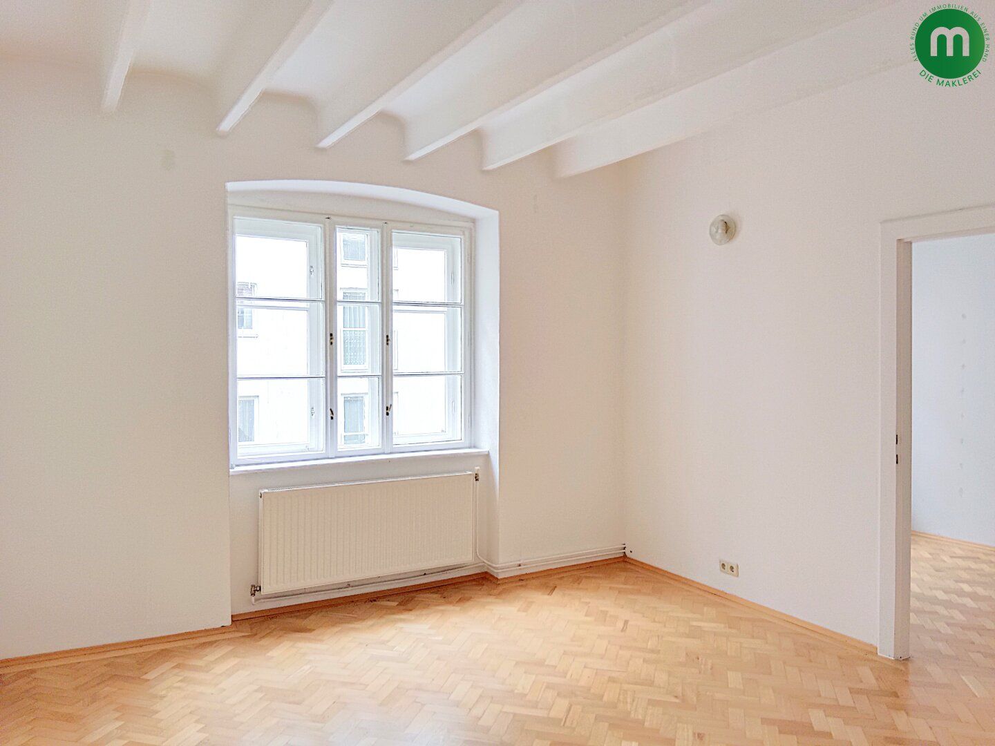 Unbefristete Miete: 2-Zimmer-Altbau