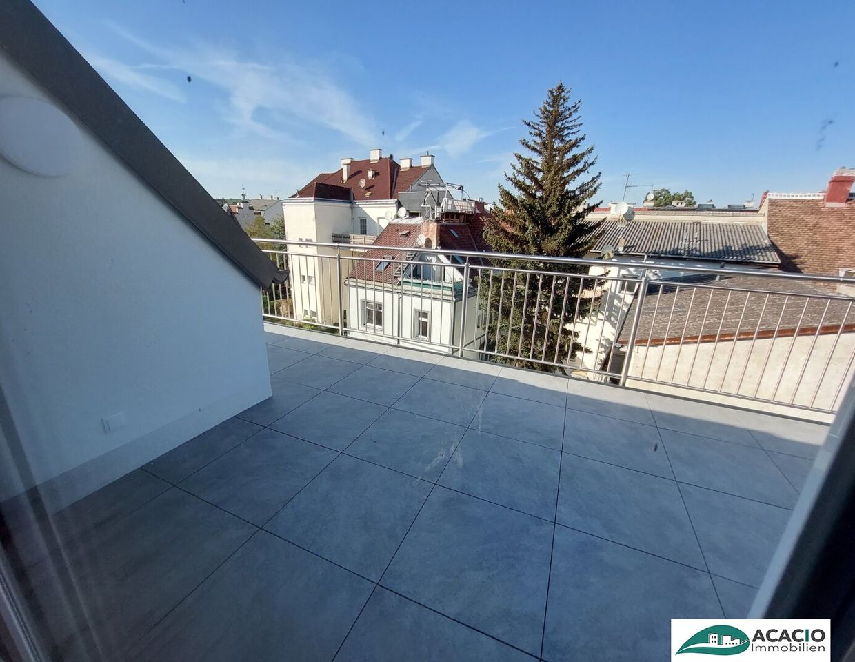 betreutes Wohnen - 2-Zimmer-DG-Neubauwohnung mit toller Aussicht in Hollabrunn / zentral / energieeffizient / leistbar