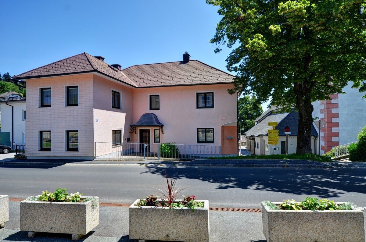 Zum Verkauf steht ein einladendes Einfamilienhaus 