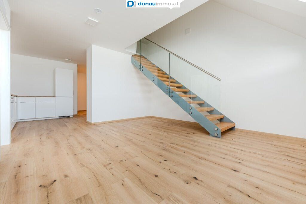 FÜR ANLEGER: 3-Zimmer-Dachgeschoßmaisonette in ruhiger Top Lage mit West-Balkon und Lift - zentrumsnah DG Top 10