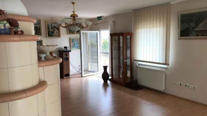 4.WZ mit Ausgang Terrasse