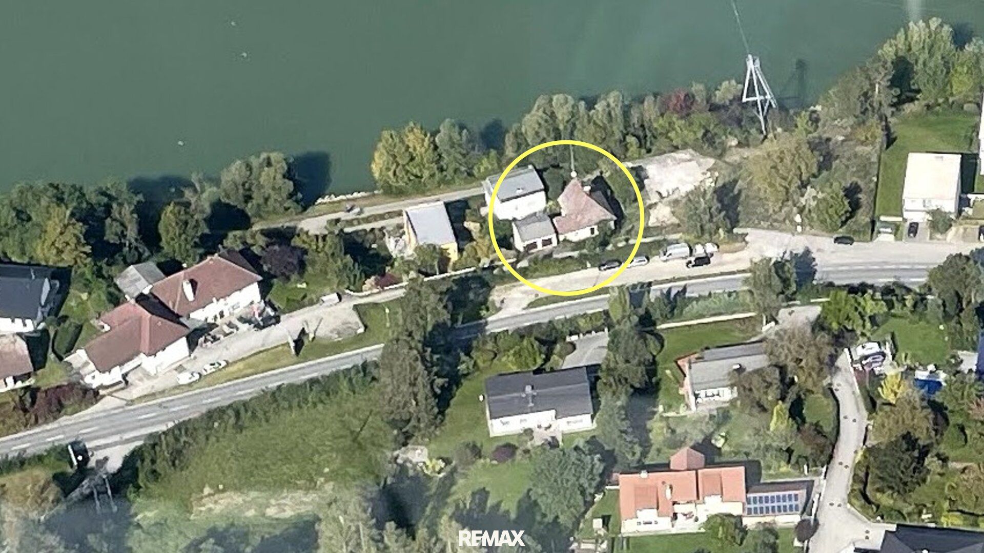 Exklusives Baugrundstück an der Donau mit fertigem Einfamilienhaus-Projekt - Ansicht 2