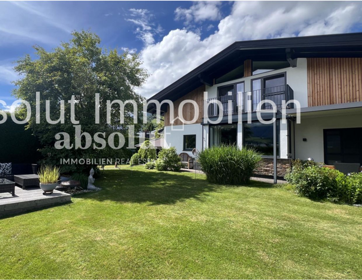 Qualitativ hochwertiges Ferienhaus Nähe Kaprun, mit 215 m² Wnfl, 855 m² Grundfläche, PV-Anlage, uvm