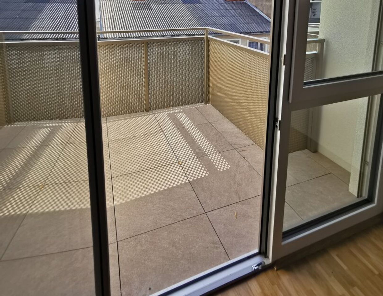 PROVISIONSFREIER Erstbezug: Repräsentative 3-Zimmer-Wohnung mit Balkon Nähe Augarten!