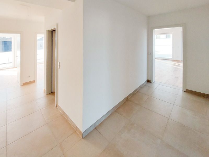 Vielzimmerwohnung für vielseitige Individualisten. 151 m², 5 Zimmer, 2 Terrassen und ganz viel Platz
