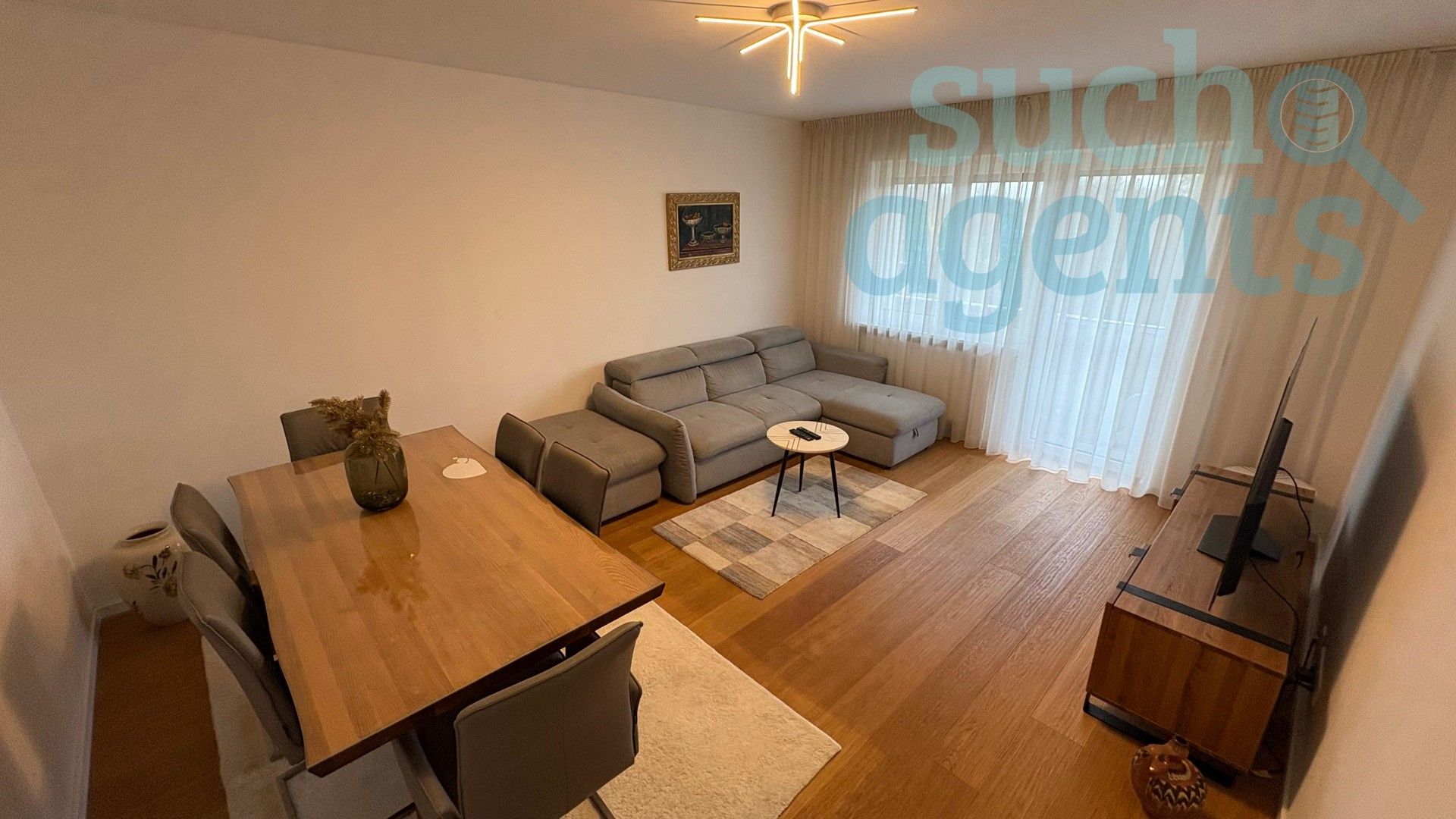 Top sanierte 3-Zimmerwohnug mit Balkon - 5 Gehminuten zu Plus City