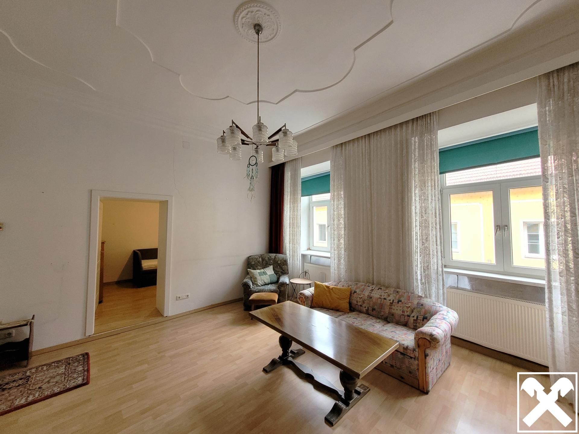 Investment Stadthaus - 10 Wohnungen möglich - More