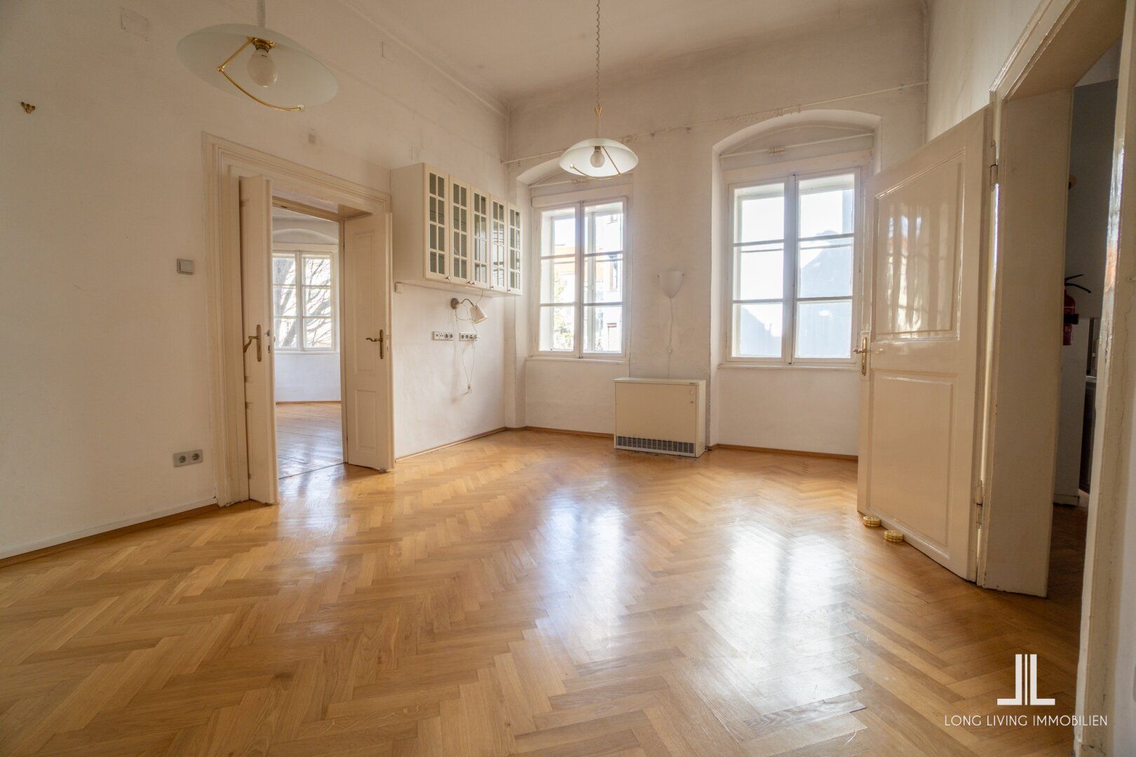 Altbauwohnung in absoluter Top-Lage im Herz-Jesu-Viertel zum fairen Preis!