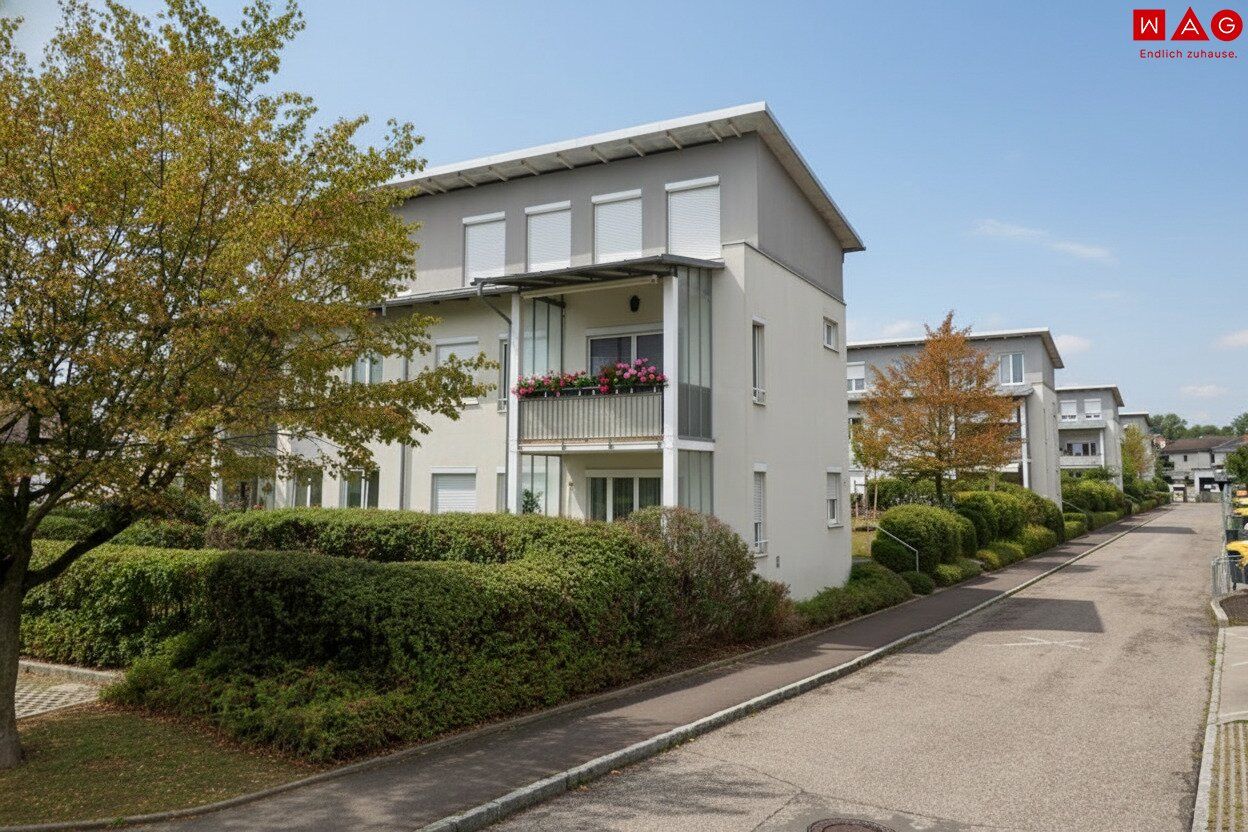 Moderne, helle Ordination-/Büro-/Geschäftsfläche im nachgefragten Wohnpark in Haid - Ansfelden - sofort verfügbar! - Ansicht 2