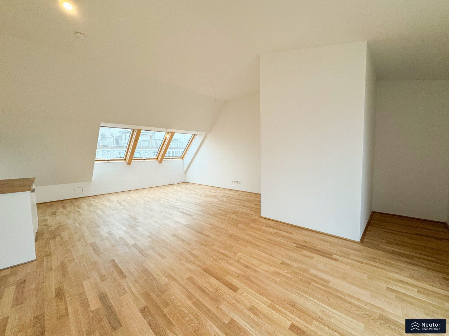 GENERALSANIERTER ALTBAU MIT MODERNER HEIZTECHNIK UND AUSSTATTUNG - EXKLUSIVE WOHNUNGEN - FREIFLÄCHEN - LICHTDURCHFLUTET - ERSTBEZUG - IM HERZEN DES 10. WIENER GEMEINDEBEZIRKS