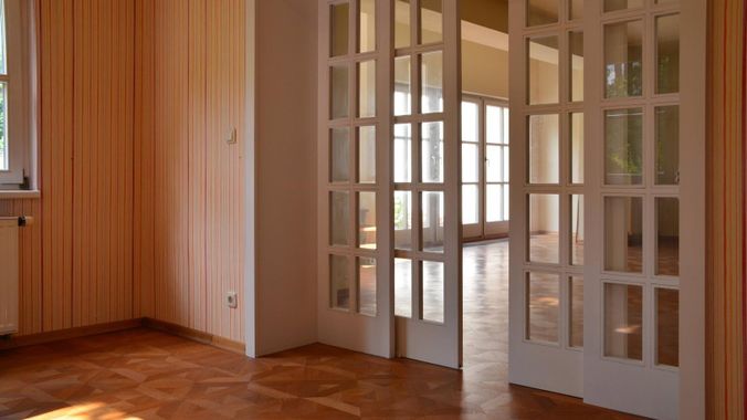 Salon mit Blick ins WZ