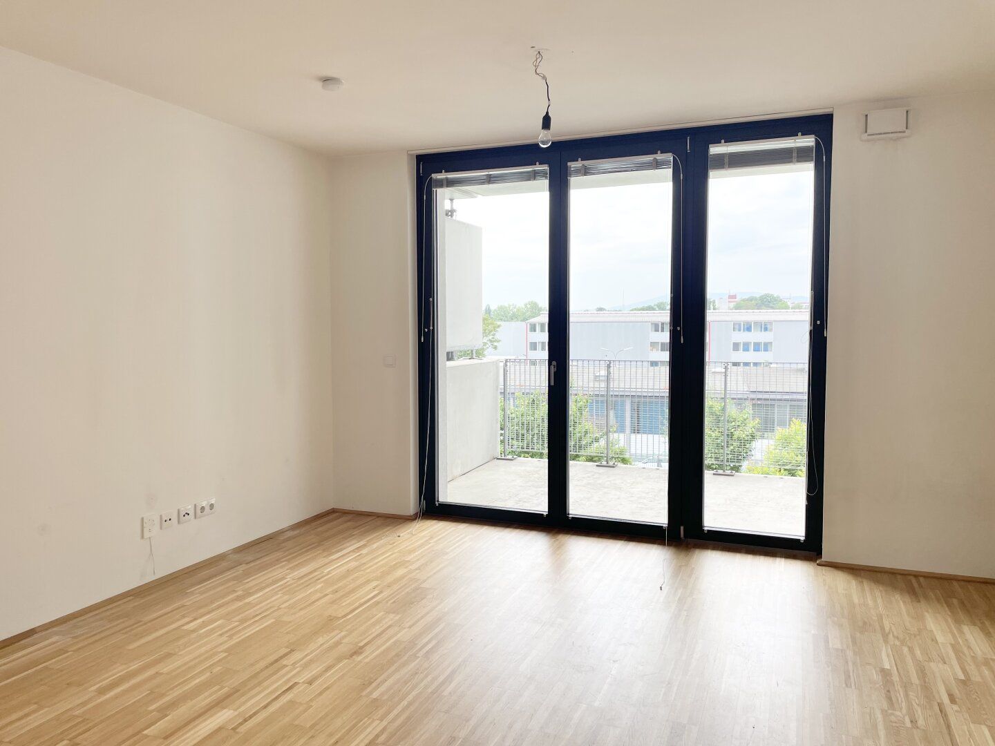 PROVISIONSFREI VOM EIGENTÜMMER! RIVUS III - NEUWERTGE 2-ZIMMER-WOHNUNG MIT BALKON!