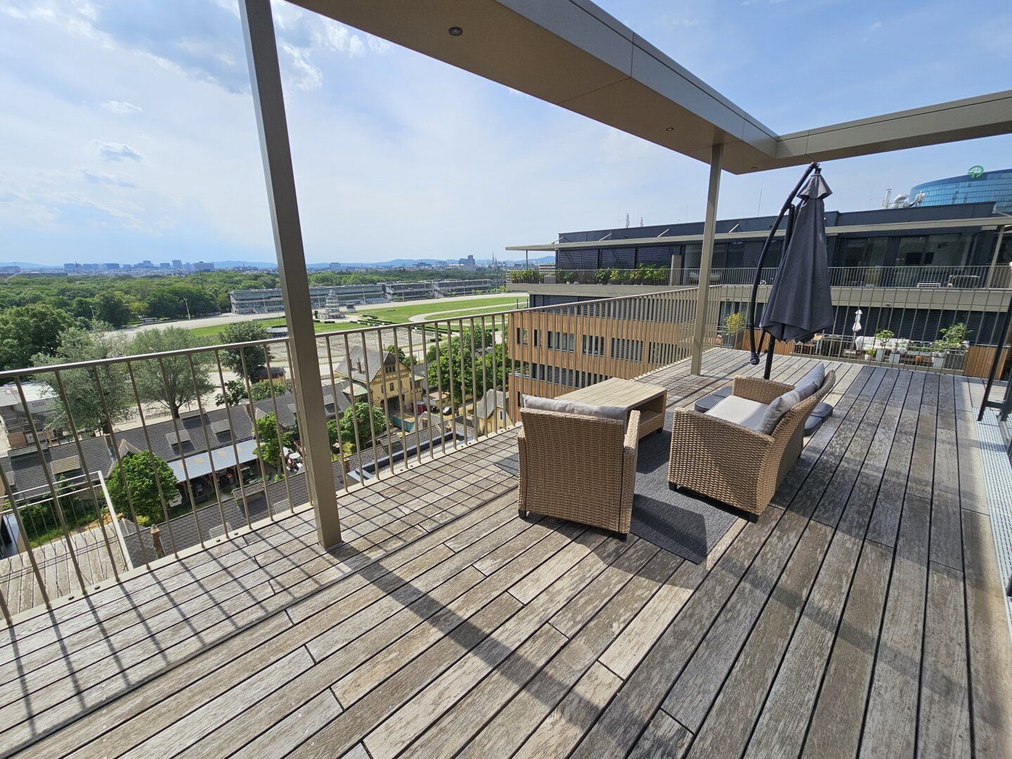 Rarität: Penthouse mit XL-Terrasse im Viertel Zwei | Süden | 360°-Tour