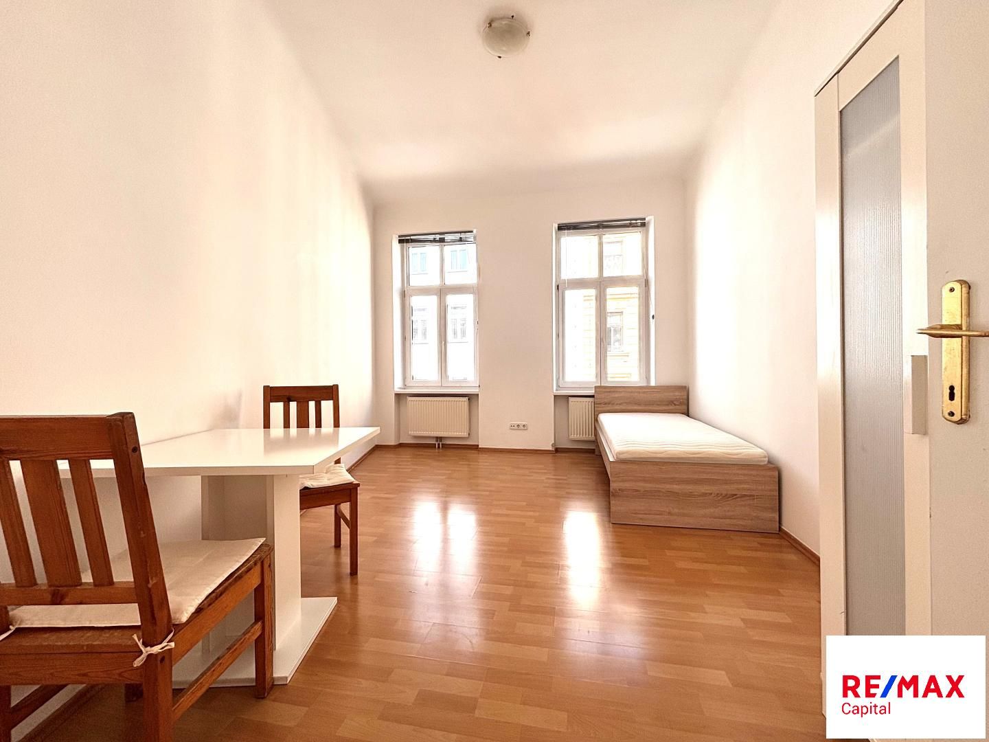 Schnäppchen: 1-Zimmer Wohnung nur 4 Minuten zu Fuß zur U4/U6-Station Längenfeldgasse