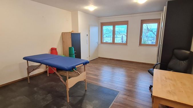 Einliegerwohnung/Büro/Praxis