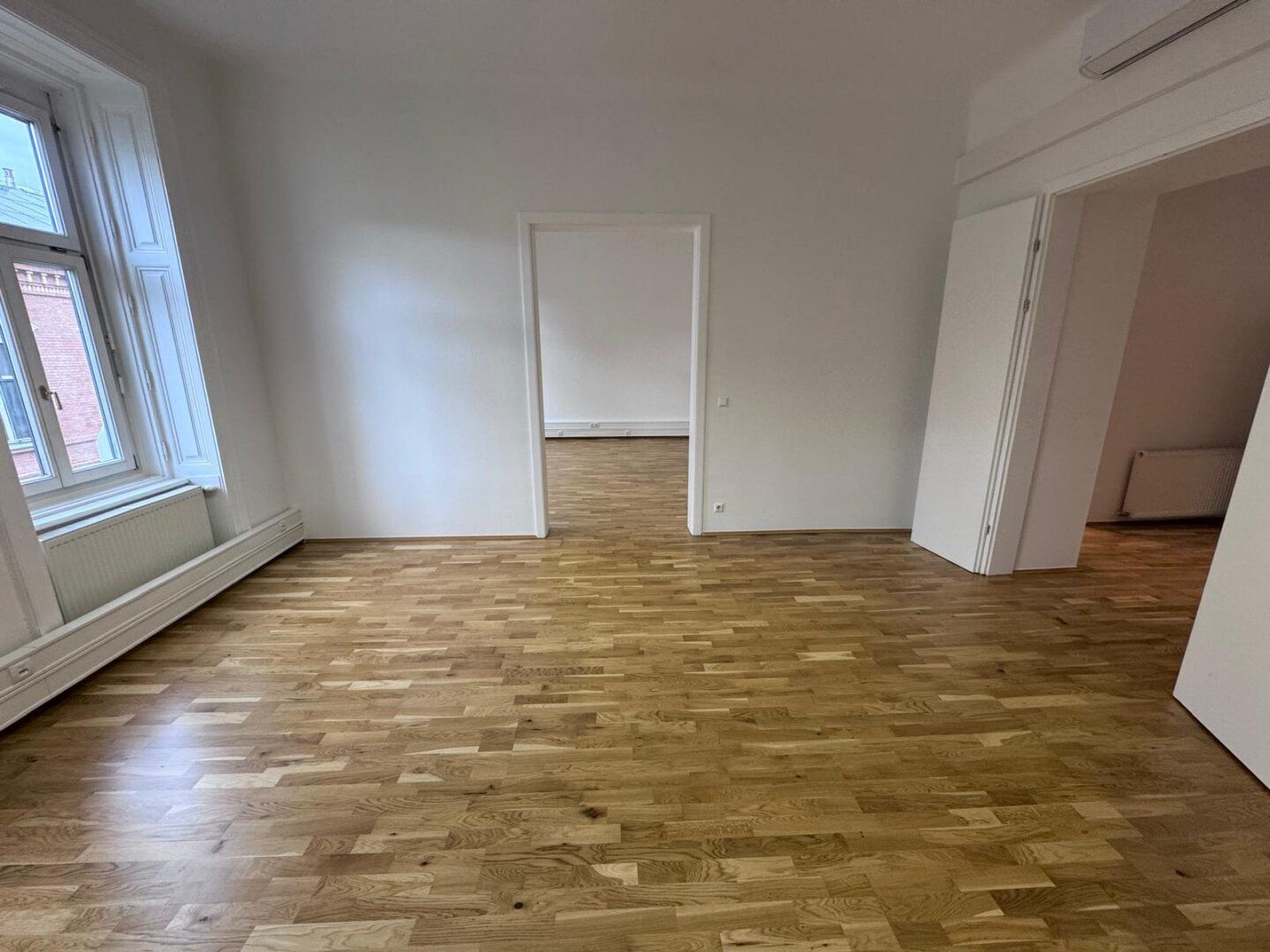 Großzügige, beeindruckende Bürofläche auf der Währinger Straße zu mieten! - Ansicht 2