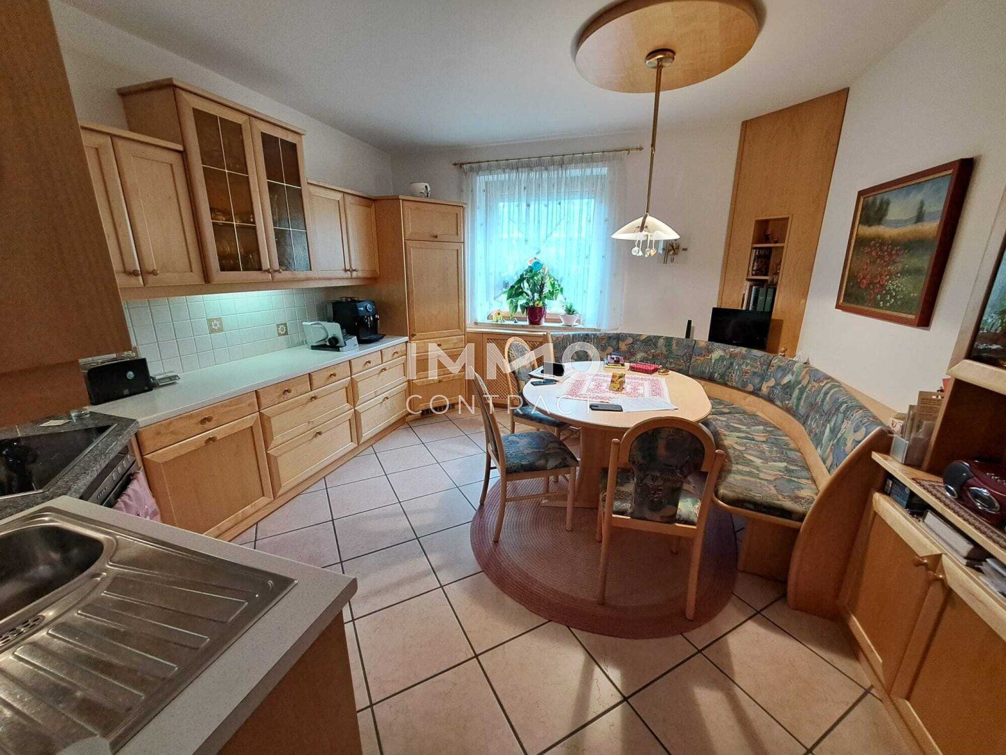 LIEBESVOLLES HAUS MIT DOPPELGARAGE UND SCHÖNEN GARTEN IN ANSFELDEN FÜR INVESTOREN OHNE WOHNBEDÜRFNIS - Ansicht 5