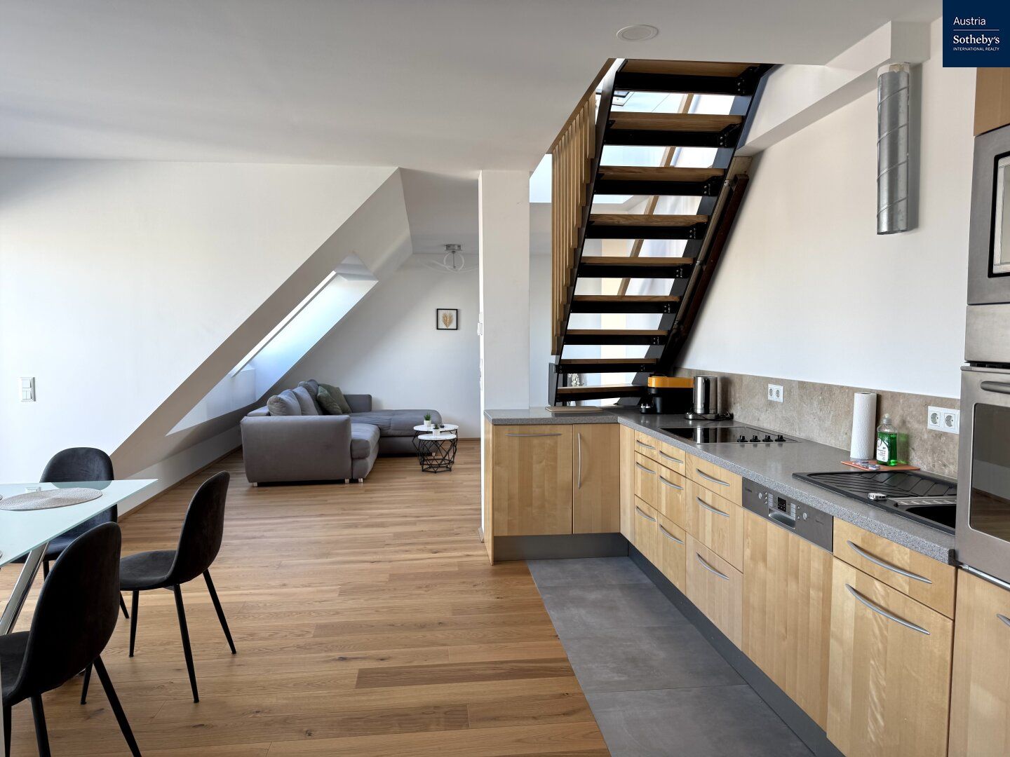 Stilvolle 2-Zimmer-Dachgeschosswohnung in der Leopoldstadt