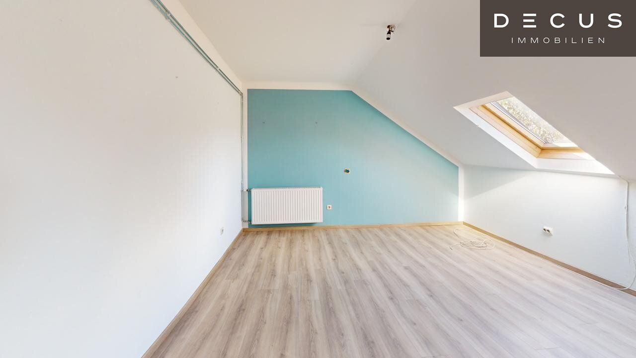 | ENTZÜCKENDE KLEINWOHNUNG | IN TOP ALTBAUHAUS | DACHGESCHOSS | ETWAS SANIERUNGSBEDÜRFTIG