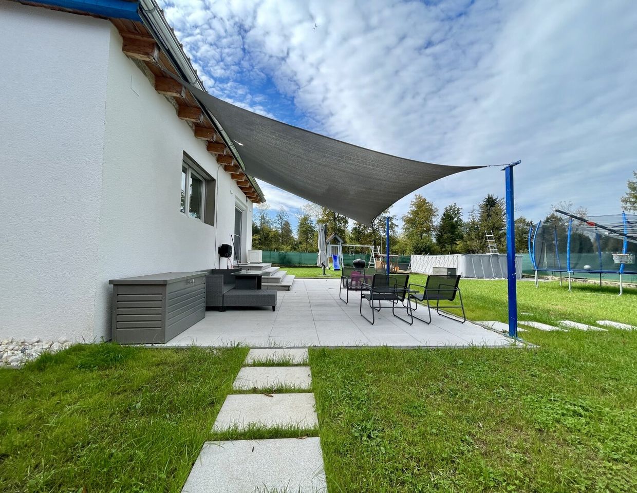 SCHÖNER WOHNEN IN GRAFENSTEIN - Kernsaniertes Wohnhaus