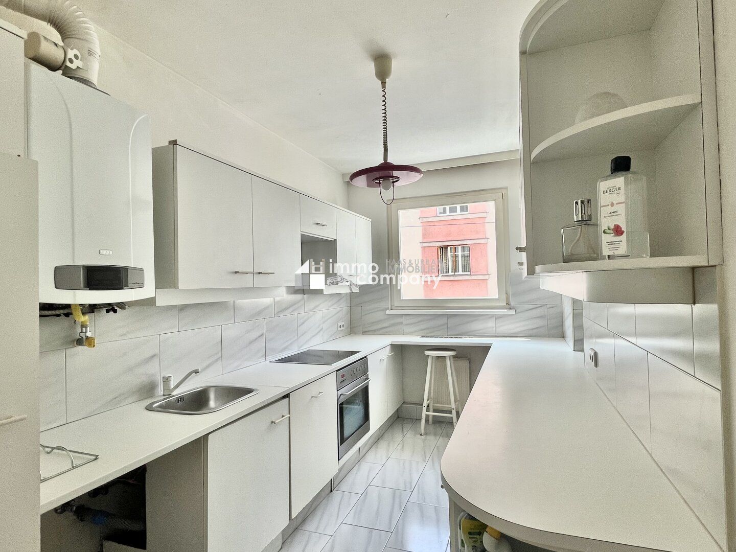 Preiswerte 3-Zimmer-Wohnung in einem gepflegten Haus neben der Central European University