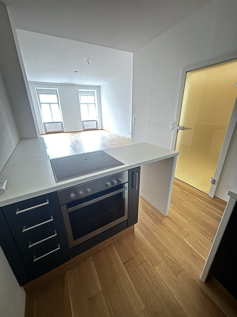 BAD zur SONNE*Sanierte 1-Zimmer Wohnung in zentraler Lage*