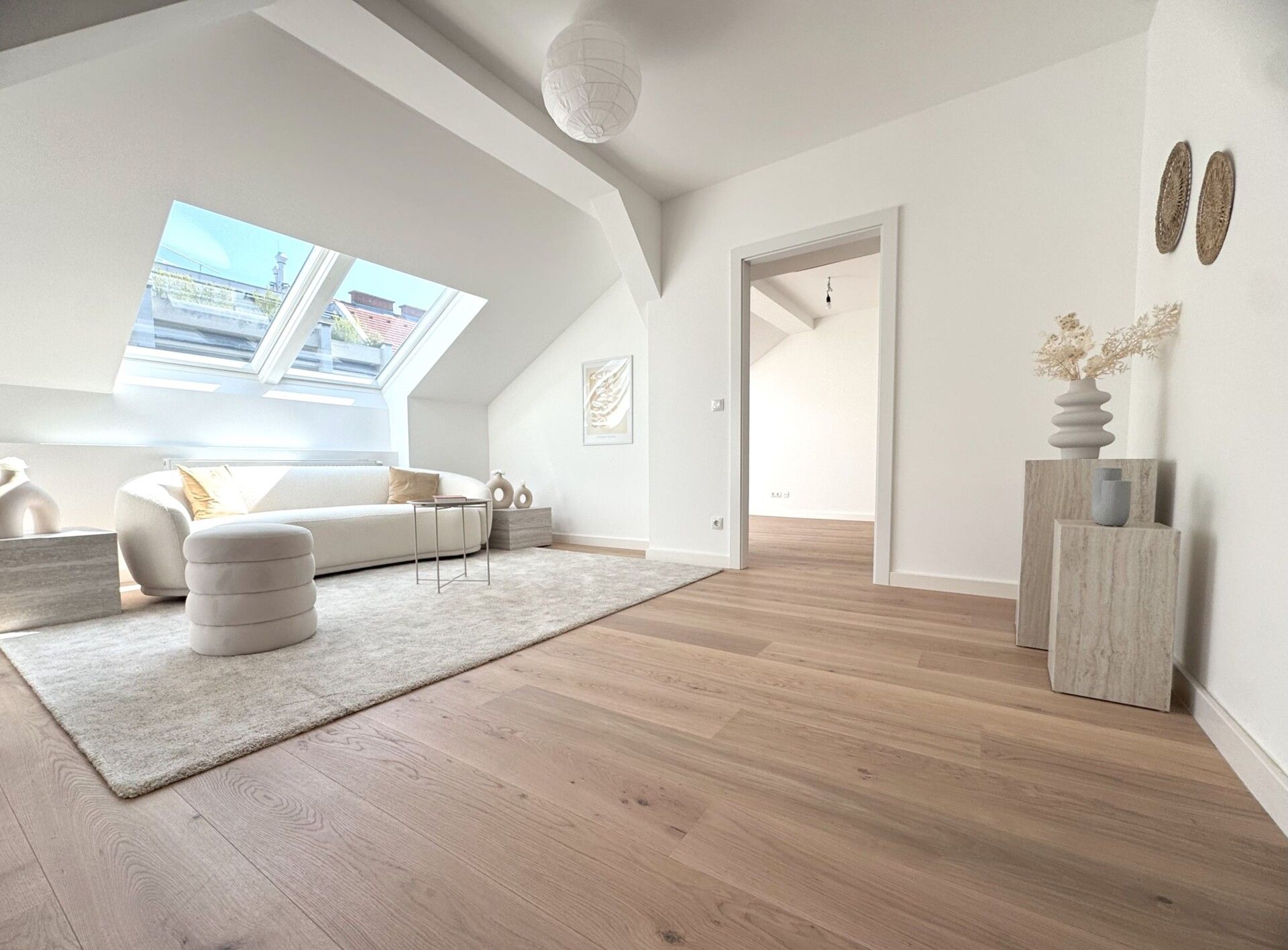 Moderne Dachgeschoßwohnung mit Terrasse - stilvoll saniert & sofort bezugsfertig - Perfekte Raumaufteilung - zu kaufen in 1030 Wien